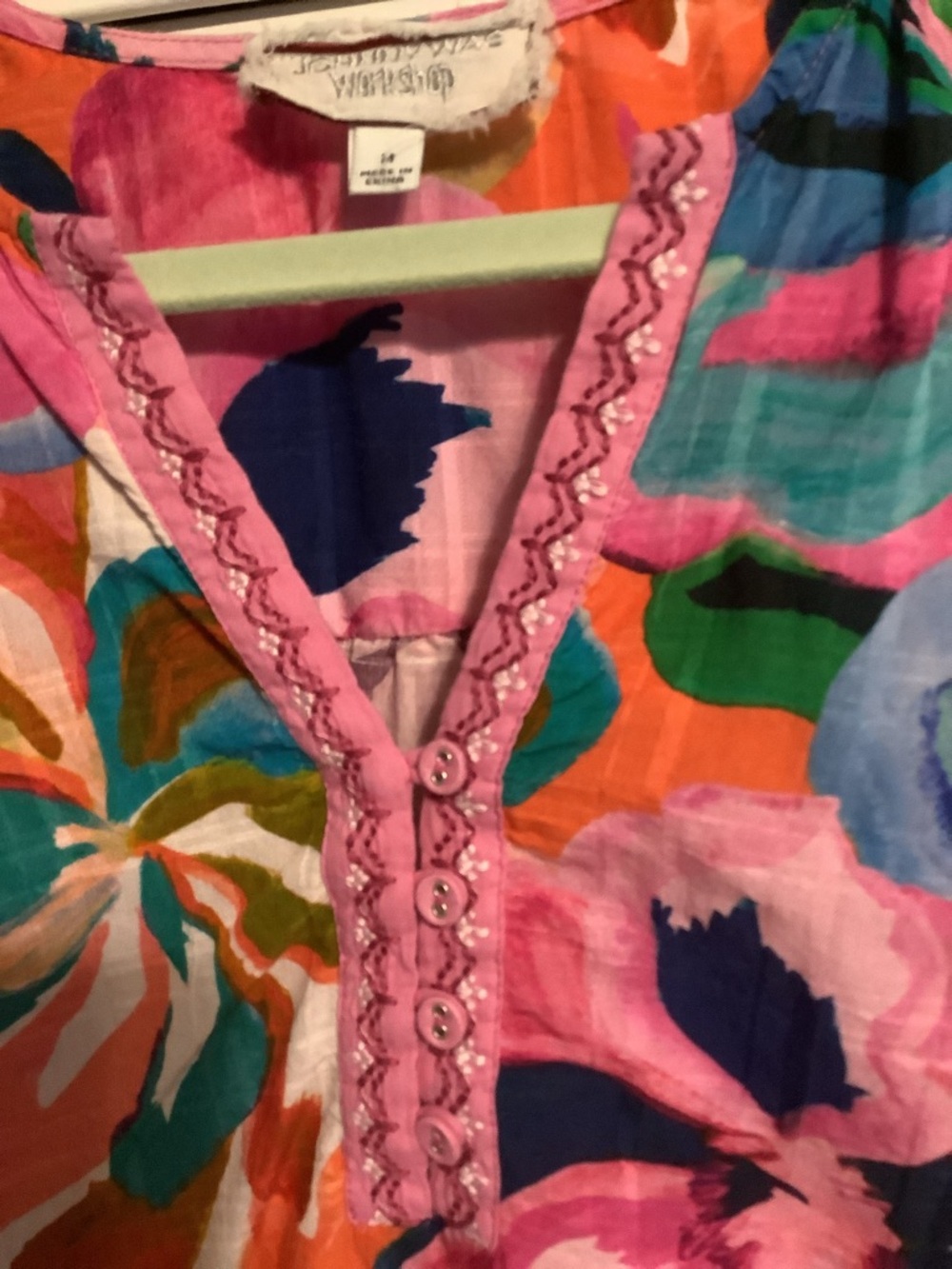 Never worn! Johnny Was Multicolor Floral V-Neck summer top, size medium